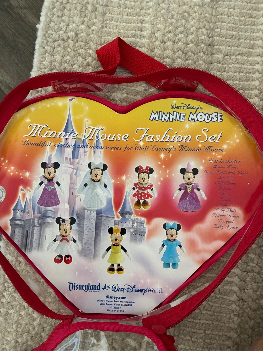 Official Disneyland Minnie Mouse Fashion Set